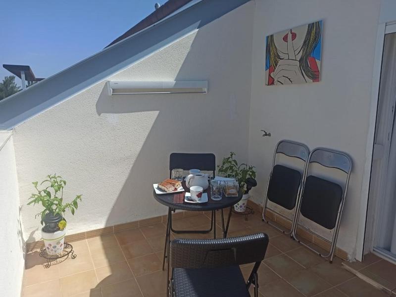 Fantastico Atico Con Terraza, Garaje, Wifi, Con Todo Para Playa, Piscina Y Casa Y No Facturar Maletas! إل بورتيل المظهر الخارجي الصورة